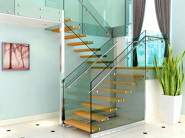 現代玻璃樓梯設計如何體現優雅與光線