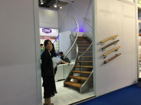 6 美麗大氣的狄姆斯公司展位