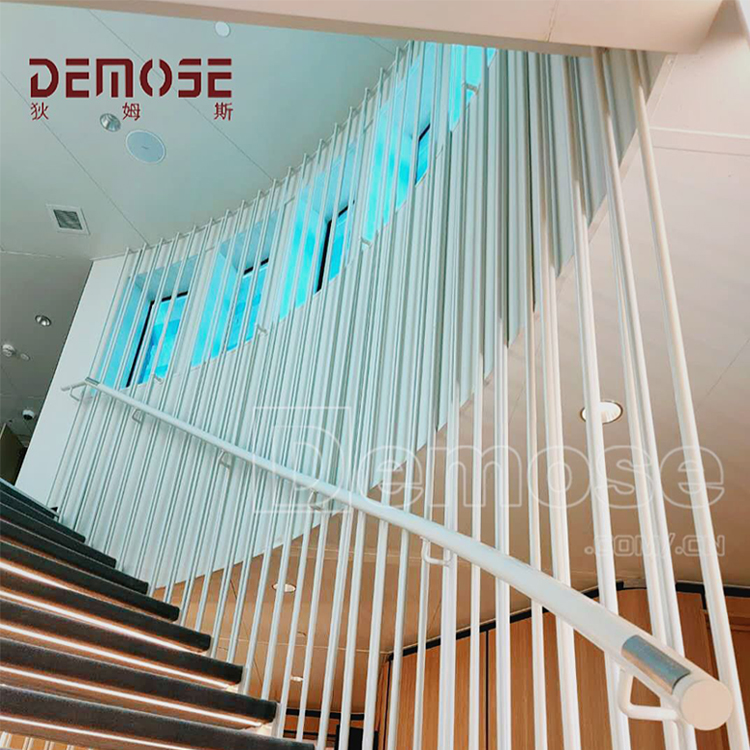 中國游輪樓梯欄桿工程