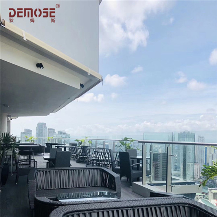 菲律賓空中餐廳陽臺玻璃欄桿工程