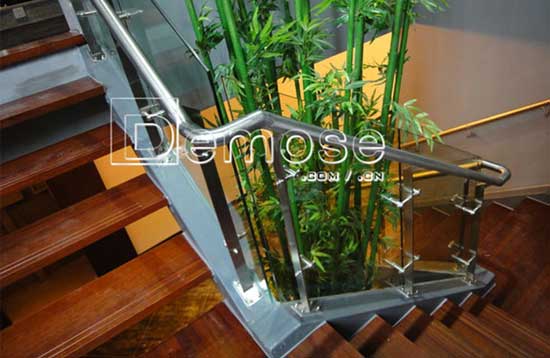 如何對樓梯踏步板進行清潔保養