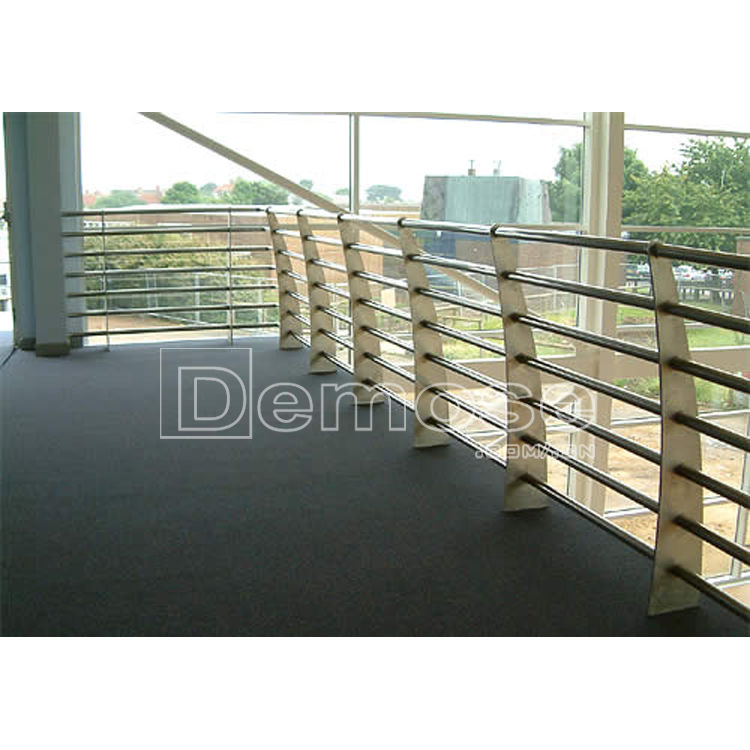 陽臺不銹鋼護欄 陽臺不銹鋼護欄