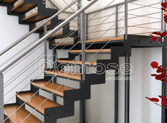 鐵藝與不銹鋼樓梯扶手誰好？