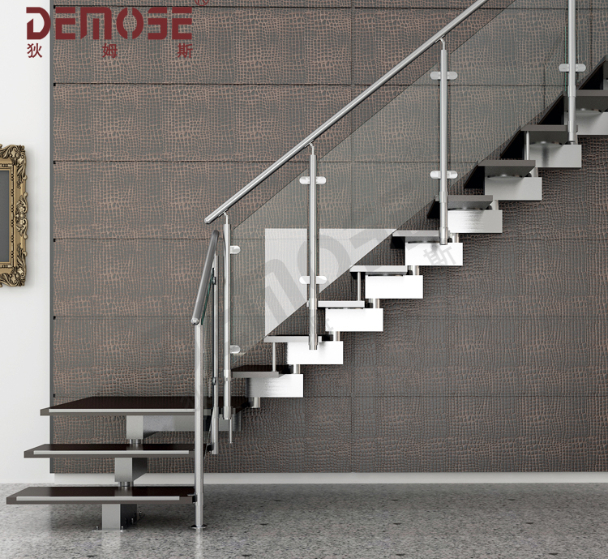 鋼結構踏步樓梯圖片 鋼結構踏步樓梯圖片