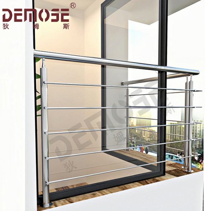 不銹鋼欄桿與鐵藝欄桿的優(yōu)缺點(diǎn)比較